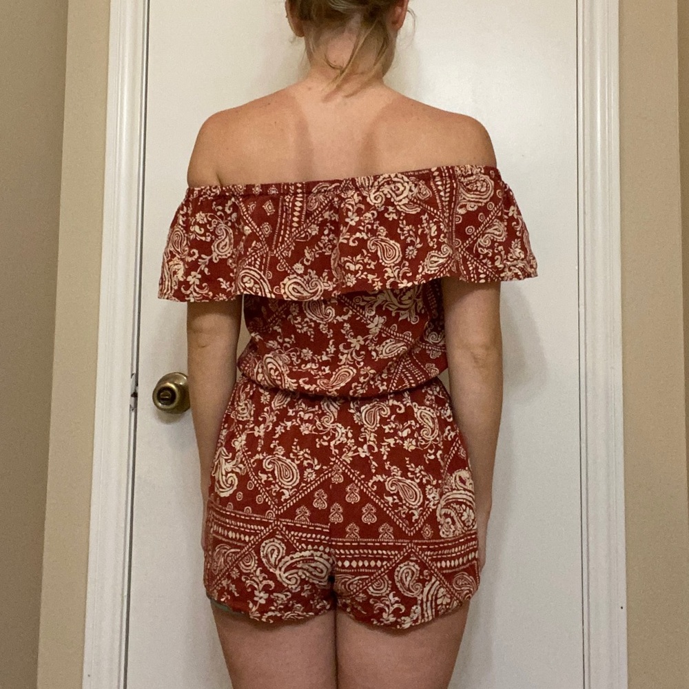 Romper - Picture 2 of 3